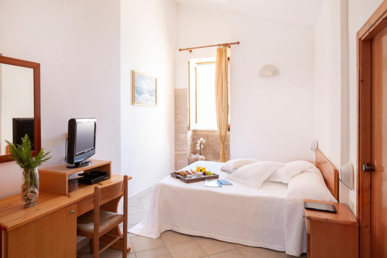 Hotel Punta San Francesco Vieste Luaran gambar